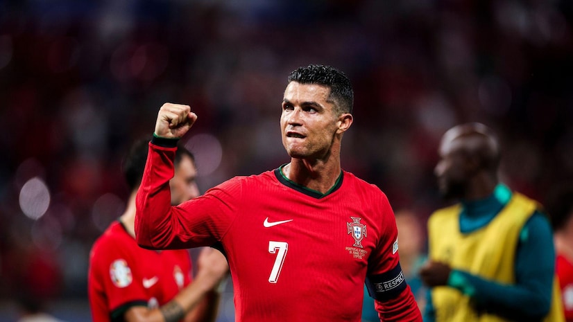 mk体育：鲍亚雄出击失误！吴曦门线解围+苏牙式救险未果，迈达纳头球破门.